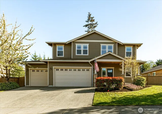 Photo 1 of Sale Pending at 2837 Sw Fairway Point Dr, Oak Harbor, WA 98277 | MLS# NWM2515788 | Listing updated on 2026-10-01