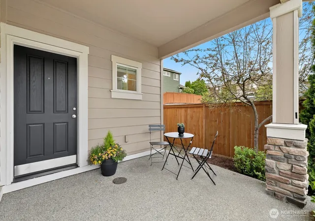 Photo 3 of Sale Pending at 3131 Dunhill Ln, Puyallup, WA 98372 | MLS# NWM2515909 | Listing updated on 2026-09-25