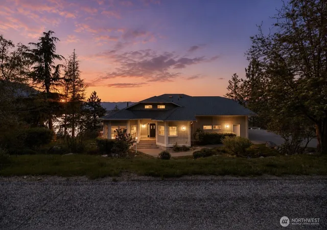 Photo 1 of Sale Pending at 7420 Navarre Dr, Chelan, WA 98816 | MLS# NWM2515949 | Listing updated on 2026-09-25
