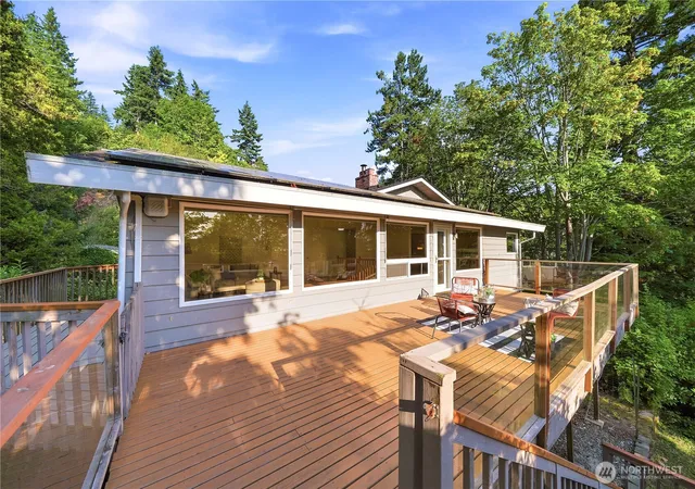Photo 3 of Single family home for sale at 6031 88th Street Sw, Mukilteo, WA 98275 | MLS# NWM2516274 | Listing updated on 2026-09-26