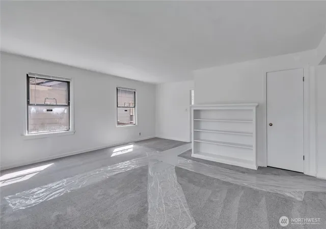 Photo 4 of Sale Pending at 9013 11th Avenue SW, Seattle, WA 98106 | MLS# NWM2516407 | Listing updated on 2026-09-25
