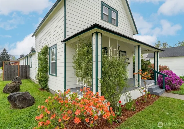 Photo 4 of Sale Pending at 1201 N Tower Ave, Centralia, WA 98531 | MLS# NWM2517302 | Listing updated on 2026-09-25