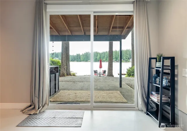 Photo 3 of Sale Pending at 451 E Ballantrae Dr, Shelton, WA 98584 | MLS# NWM2517360 | Listing updated on 2026-09-25
