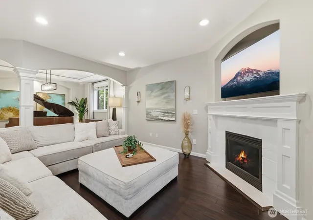 Photo 3 of Sale Pending at 7518 185th Avenue E, Bonney Lake, WA 98391 | MLS# NWM2517837 | Listing updated on 2026-09-12