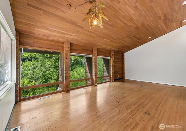 Photo 3 of Single family home for sale at 10702 Hill Ter SW, Lakewood, WA 98498 | MLS# NWM2517887 | Listing updated on 2026-09-23