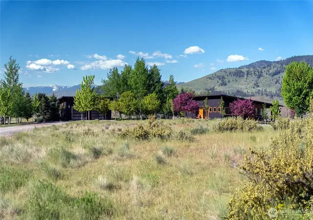 Photo 3 of Sale Pending at 48 Thurlow Rd, Twisp, WA 98856 | MLS# NWM2518141 | Listing updated on 2026-09-25