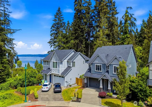 Photo 3 of Sale Pending at 5609 Makovich Pl, Gig Harbor, WA 98335 | MLS# NWM2518214 | Listing updated on 2026-09-29