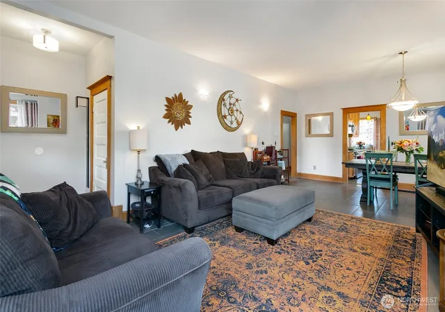 Photo 3 of Single family home for sale at 812 N Steele St, Tacoma, WA 98406 | MLS# NWM2518597 | Listing updated on 2026-09-28
