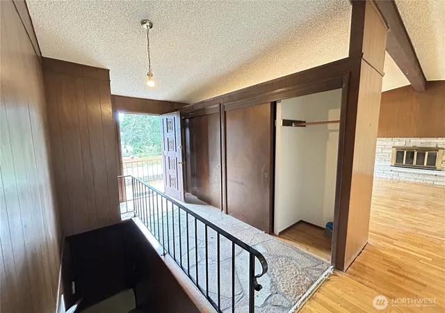 Photo 3 of Single family home for sale at 11718 5th Avenue NE, Seattle, WA 98125 | MLS# NWM2518717 | Listing updated on 2026-09-21