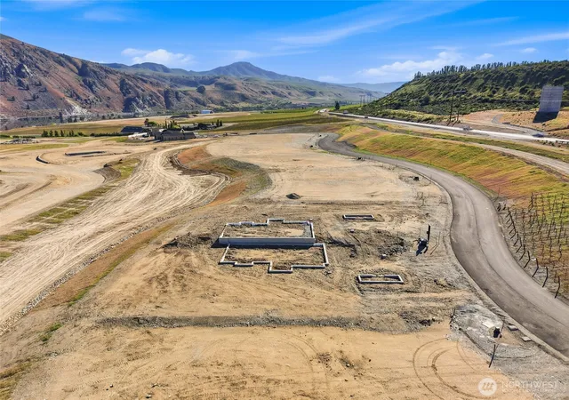 Photo 4 of Land for sale at 124 Mica Ln, Orondo, WA 98843 | MLS# NWM2518743 | Listing updated on 2026-09-21