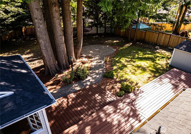Photo 3 of Sale Pending at 22039 NE 15th Street, Sammamish, WA 98074 | MLS# NWM2518779 | Listing updated on 2026-09-25