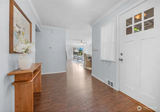 Photo 4 of Single family home for sale at 17806 83rd Place NE, Kenmore, WA 98028 | MLS# NWM2518957 | Listing updated on 2026-10-02