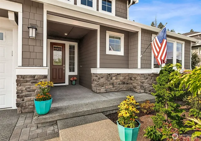 Photo 2 of Single family home for sale at 3111 Arrowroot Loop Se, Olympia, WA 98513 | MLS# NWM2519081 | Listing updated on 2026-10-01