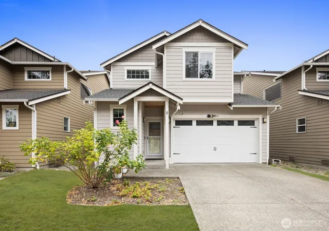 Photo 2 of Single family home for sale at 553 Ne Nantucket St, Bremerton, WA 98310 | MLS# NWM2519491 | Listing updated on 2026-09-29