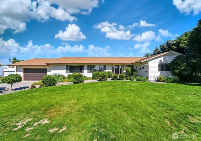 Photo 1 of Single family home for sale at 94 Country Way, Walla Walla, WA 99362 | MLS# NWM2520052 | Listing updated on 2026-09-21