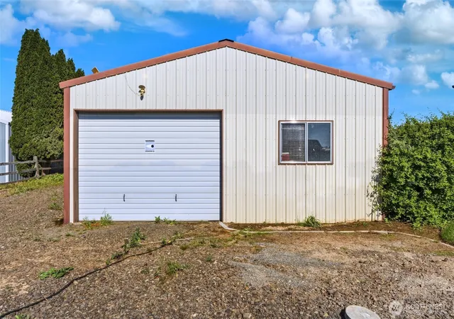 Photo 40 of Single family home for sale at 94 Country Way, Walla Walla, WA 99362 | MLS# NWM2520052 | Listing updated on 2026-10-22