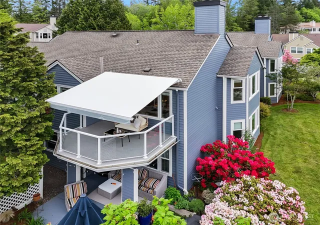Photo 2 of Sale Pending at 22471 Se 42nd Terrace #2204, Issaquah, WA 98029 | MLS# NWM2520098 | Listing updated on 2026-09-17