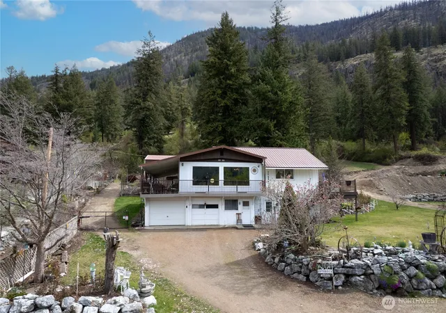 Photo 2 of Manufactured home for sale at 1622 Loomis Oroville Rd, Loomis, WA 98827 | MLS# NWM2520573 | Listing updated on 2026-09-23