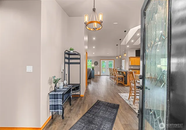 Photo 3 of Single family home for sale at 1405 Bellevue Ave, Aberdeen, WA 98520 | MLS# NWM2520627 | Listing updated on 2026-09-24