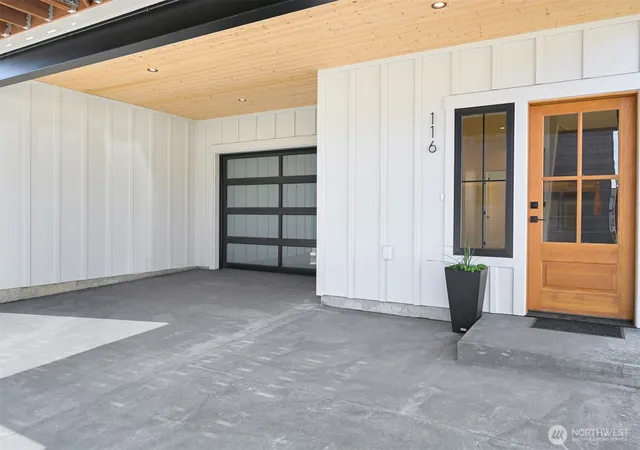 Photo 2 of Condo for sale at 118 Riverwalk Dr, Lynden, WA 98264 | MLS# NWM2520834 | Listing updated on 2026-09-27