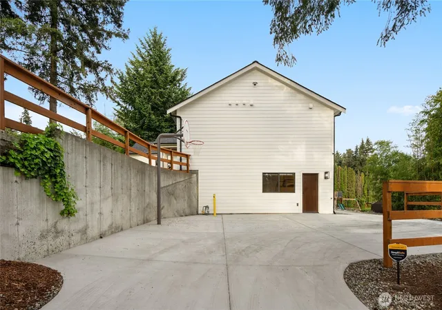 Photo 4 of Single family home for sale at 11016 46th Street E, Edgewood, WA 98372 | MLS# NWM2520843 | Listing updated on 2026-09-21