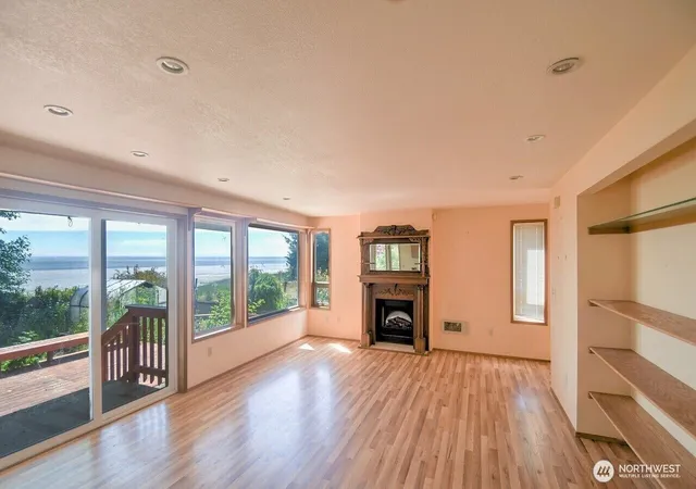 Photo 3 of Single family home for sale at 180 Sunrise Ave Se, Ocean Shores, WA 98569 | MLS# NWM2521303 | Listing updated on 2026-10-02