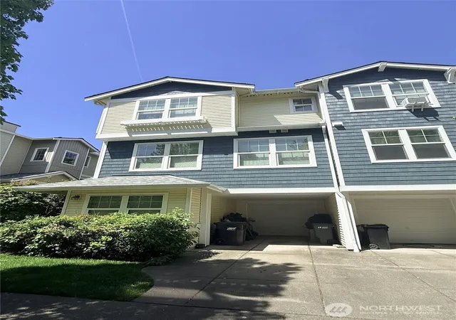 Photo 1 of Townhouse for sale at 6825 Holly Park Dr S, Seattle, WA 98118 | MLS# NWM2521368 | Listing updated on 2026-09-21