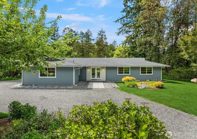 Photo 3 of Single family home for sale at 9171 Miller Rd NE, Bainbridge Island, WA 98110 | MLS# NWM2521997 | Listing updated on 2026-10-01