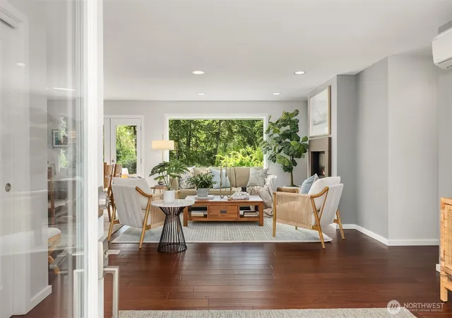 Photo 4 of Single family home for sale at 9171 Miller Rd NE, Bainbridge Island, WA 98110 | MLS# NWM2521997 | Listing updated on 2026-10-01