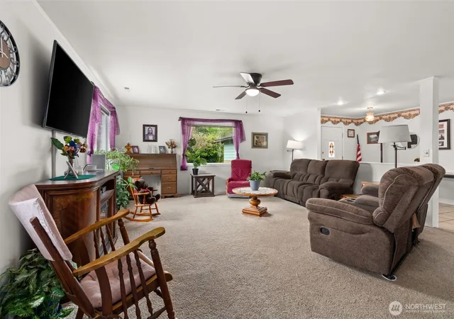 Photo 4 of Single family home for sale at 5412 Olympic Hwy, Aberdeen, WA 98520 | MLS# NWM2522090 | Listing updated on 2026-09-21