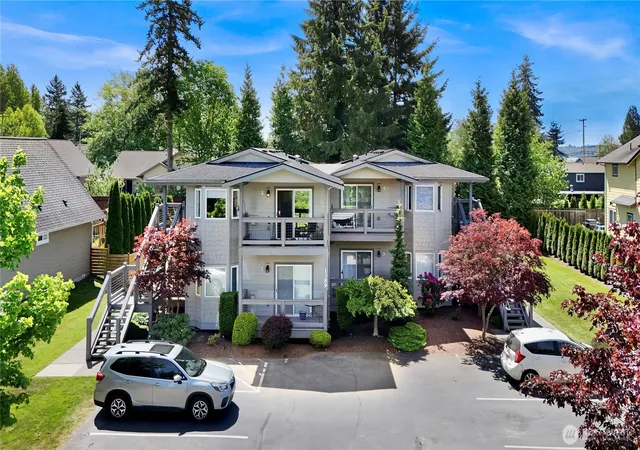 Photo 1 of Contingent at 1389 Bayview Ct #202, Blaine, WA 98230 | MLS# NWM2522185 | Listing updated on 2026-10-01