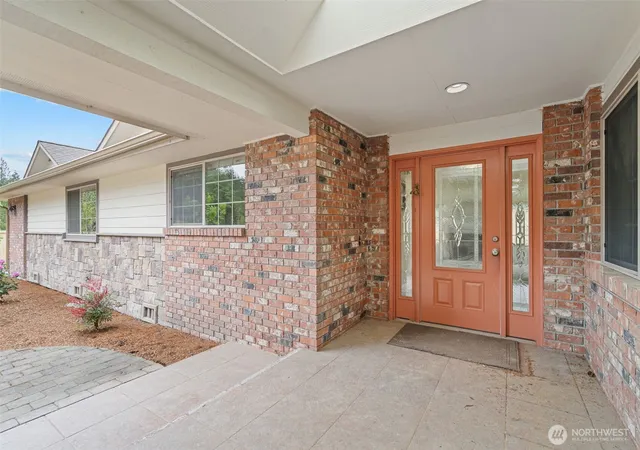 Photo 2 of Single family home for sale at 1630 Danner Ln Ne, Olympia, WA 98516 | MLS# NWM2522792 | Listing updated on 2026-09-30