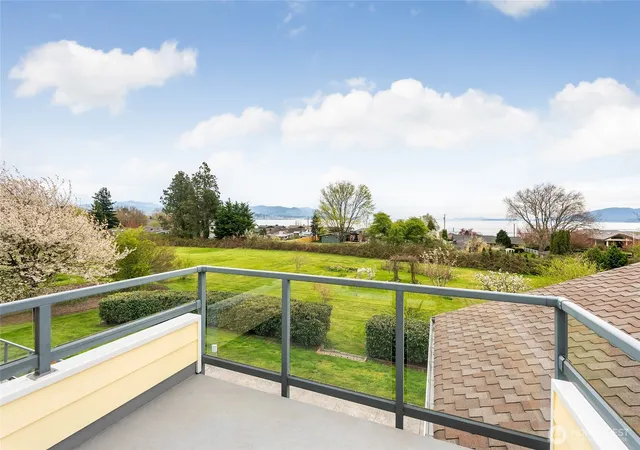 Photo 2 of Mansion for sale at 3910 Cliffside Dr, Bellingham, WA 98225 | MLS# NWM2523015 | Listing updated on 2026-09-23