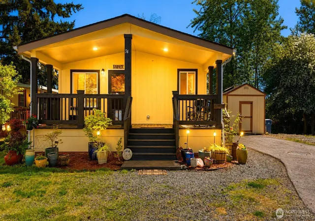 Photo 1 of Manufactured home for sale at 18425 Ne 95th Street #34, Redmond, WA 98052 | MLS# NWM2523126 | Listing updated on 2026-09-21