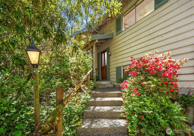 Photo 3 of Sale Pending at 10218 Sw Tillicum Ln, Vashon, WA 98070 | MLS# NWM2523634 | Listing updated on 2026-09-25