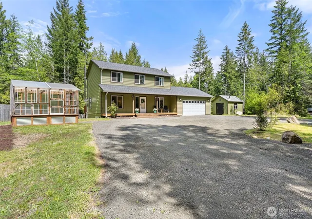 Photo 2 of Sale Pending at 401 E Sunset Ridge Rd, Union, WA 98592 | MLS# NWM2523734 | Listing updated on 2026-09-19