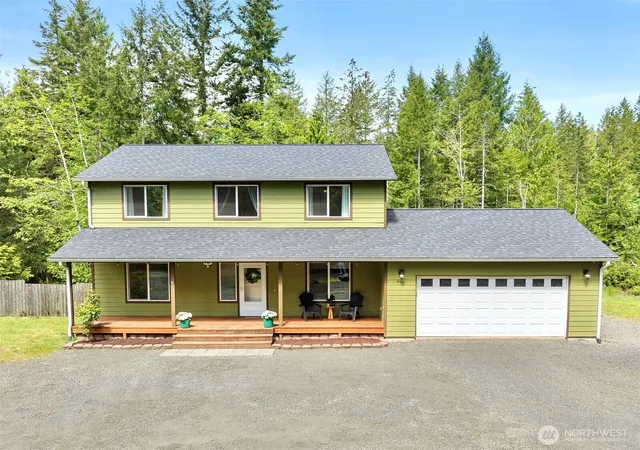 Photo 3 of Sale Pending at 401 E Sunset Ridge Rd, Union, WA 98592 | MLS# NWM2523734 | Listing updated on 2026-09-19