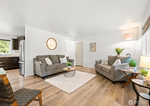 Photo 3 of Sale Pending at 401 E Sunset Ridge Rd, Union, WA 98592 | MLS# NWM2523734 | Listing updated on 2026-09-19