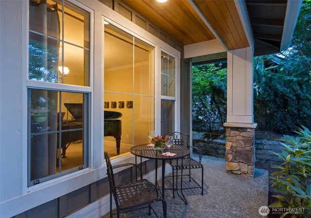 Photo 3 of Sale Pending at 2841 275th Avenue Se, Sammamish, WA 98075 | MLS# NWM2524044 | Listing updated on 2026-10-03