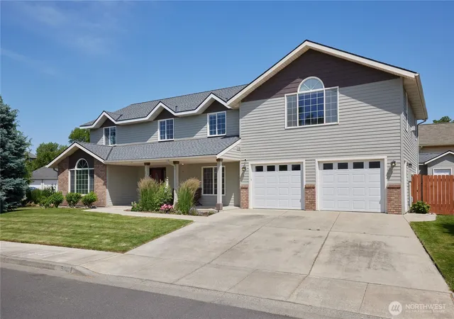Photo 2 of Single family home for sale at 519 Se Mockingbird Dr, College Place, WA 99324 | MLS# NWM2525157 | Listing updated on 2026-10-02