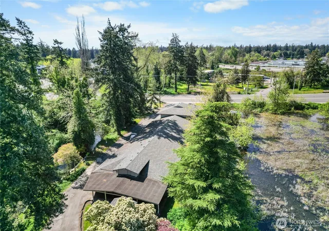 Photo 4 of Sale Pending at 12413 Bridgeport Way SW, Lakewood, WA 98499 | MLS# NWM2525348 | Listing updated on 2026-09-25
