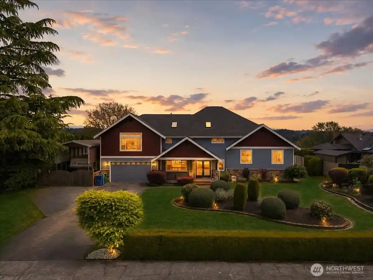 Single family home for sale at 5819 Northridge Dr, Snohomish, WA 98290 | MLS# NWM2525361
