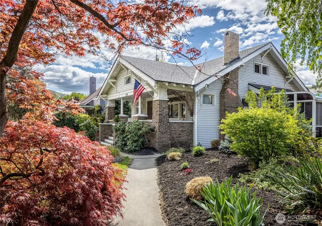 Photo 1 of Sale Pending at 406 Cottage Ave, Cashmere, WA 98815 | MLS# NWM2525842 | Listing updated on 2026-09-24