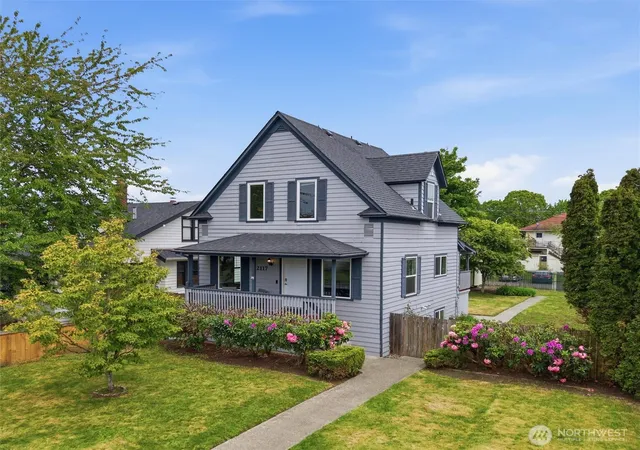 Photo 1 of Single family home for sale at 2117 Lombard Ave, Everett, WA 98201 | MLS# NWM2526481 | Listing updated on 2026-09-21
