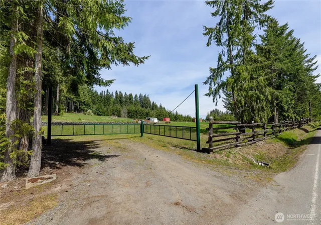 Photo 4 of Sale Pending at 7103 Deer Park Rd, Port Angeles, WA 98362 | MLS# NWM2526582 | Listing updated on 2026-09-12