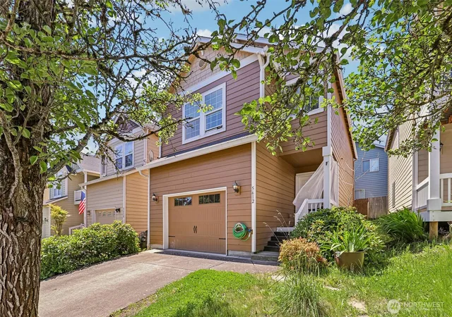 Photo 3 of Single family home for sale at 5612 Ne 75th Avenue, Vancouver, WA 98662 | MLS# NWM2526915 | Listing updated on 2026-09-21
