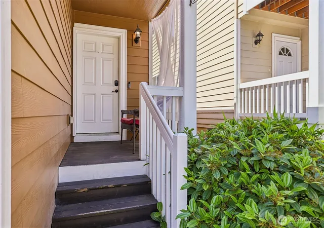 Photo 3 of Single family home for sale at 5612 NE 75th Avenue, Vancouver, WA 98662 | MLS# NWM2526915 | Listing updated on 2026-09-21