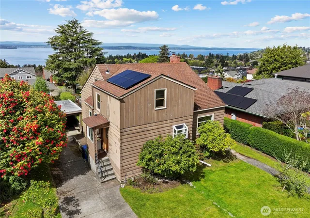 Photo 2 of Single family home for sale at 6901 40th Avenue Sw, Seattle, WA 98136 | MLS# NWM2527428 | Listing updated on 2026-10-01