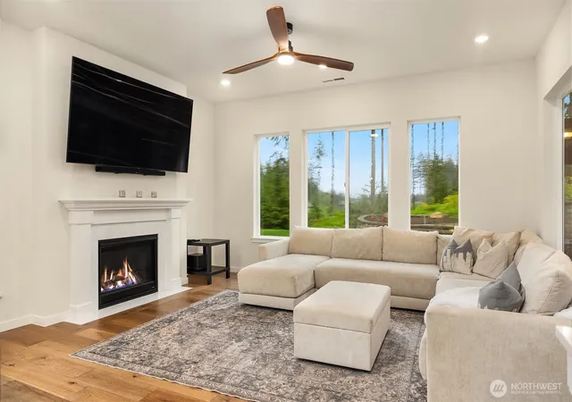 Photo 3 of Single family home for sale at 13822 127th Street NE, Lake Stevens, WA 98258 | MLS# NWM2527547 | Listing updated on 2026-09-29