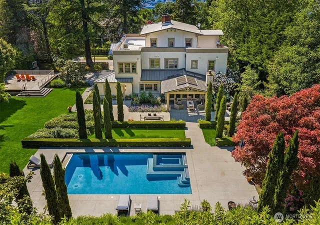 Photo 1 of Mansion for sale at 1642 Federal Ave E, Seattle, WA 98102 | MLS# NWM2527764 | Listing updated on 2026-09-16